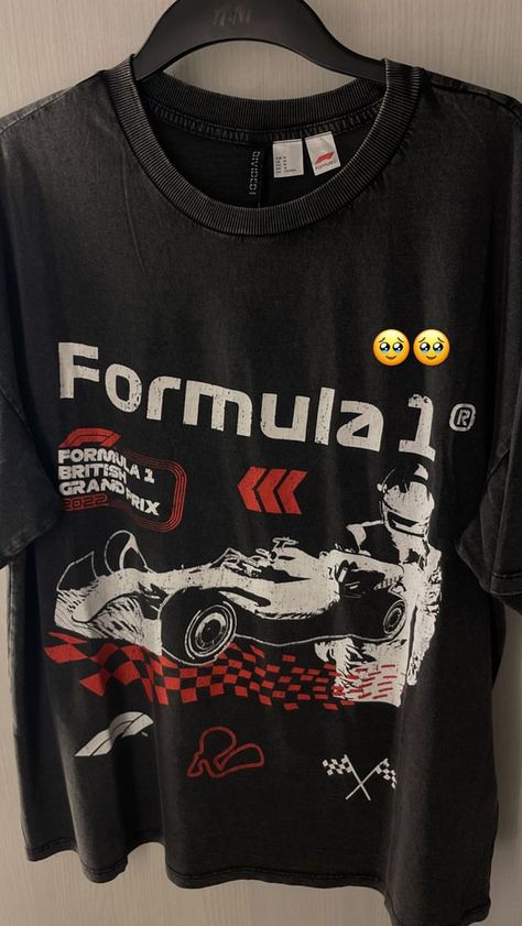 not mine ig: @ alekssandrast F1 Shirt Outfit, Formula 1 Clothes, Ferrari Merch, F1 Clothes, F1 Clothing, F1 Fashion, F1 Gifts, Formula 1 Shirt, F1 Shirt