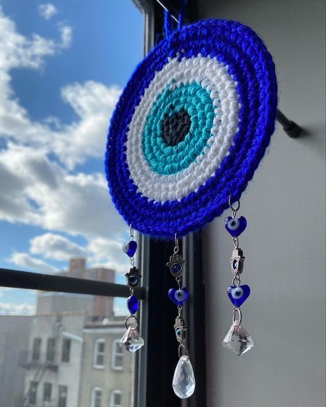 Crochet With Crystals, Crochet Crystal, Crystal Crochet, Evil Eye Crochet, Crochet Evil Eye, Flower Wall Hanging Decor, Room Hanging Decor, Diy Paper Wall Hanging, Wall Hanging Crochet