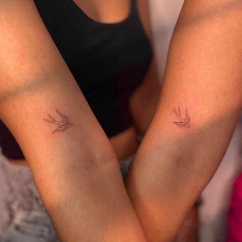 A Bird Tattoo, Hannah Tattoo, Bird Tattoo Design, Tattoo Design Ideas For Women, Matching Tattoo Ideas, Small Geometric Tattoo, Matching Friend Tattoos, Astrology Tattoo, Small Couple Tattoos