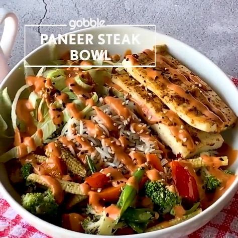 Gobble on Instagram: “Paneer Steak Bowl - A Scrumptious Protein Bowl with the goodness paneer, sauted veggies & herbed rice! Chef - @thetastingsoul . . .…” Paneer Steak Recipe, Paneer Rice Bowl, Paneer Bowl, Paneer Steak, Steak Bowl, Herbed Rice, Protein Bowl, Protein Bowls, Steak Salad