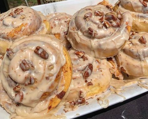 A plate of warm and fluffy Hennessy Pecan Cinnamon Rolls with a sprinkle of cinnamon and pecans on top. Cinnamon Pecan Rolls, Cinnamon Roll Glaze, Pecan Cinnamon Rolls, Healthy Dessert Recipes Easy, Pecan Rolls, Cinnamon Pecans, Active Dry Yeast, Baked Rolls, Mexican Dessert