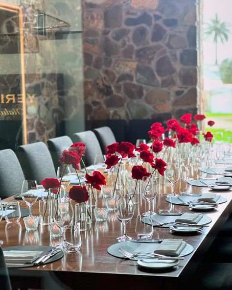 We love adding a bit of drama in the tables with flowers 🌹🌹 fabulous red roses and tea lights all set up for T&M’s gorgeous engagement party at @yeringstation ✨ Red Roses Table Setting, Red Rose Decorations Wedding, Roses Centerpieces Ideas, Rose Dinner Party, Godisnjica Braka, Roses Table Setting, Red Roses Wedding Decor, Red Engagement Party, Tables With Flowers