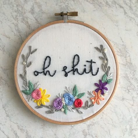 19 Embroidery Hoops For Girls Who Really F*cking Love to Swear Funny Embroidery, Pola Sulam, Embroidery Patterns Free, Simple Embroidery, 자수 디자인, Hand Embroidery Stitches, Embroidery Hoop Art, Satin Stitch, Hand Embroidery Patterns