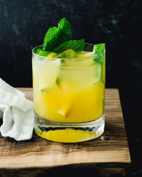 Tequila and Pineapple Juice – A Couple Cooks Tequila Mixed Drinks, Drinks With Pineapple Juice, Cocktail Tequila, Easy Mixed Drinks, Tequila Recipe, A Couple Cooks, Pineapple Cocktail, Pineapple Drinks, Best Tequila