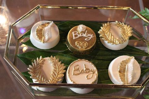 Greek Goddess Themed Birthday Party, Athena Party Ideas, Greek Goddess Baby Shower Theme, Birth Of Venus Baby Shower Theme, Greek Baby Shower Theme, Goddess Theme Party, Greek Goddess Party, Goddess Party Theme, Theodor Nott