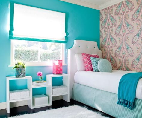 girl bedroom, teal, pink white. paisley wall paper. this is the cutest room! elinore likes this wall color, i'm thinking it's close to Benjamin moore Yosemite blue. Modern Teenage Girl Bedroom, Girls Bedroom Paint, Victorian Bathroom, Teen Girl Bedroom, Dekorasi Kamar Tidur, Eclectic Bedroom, Girl Bedroom Designs, Girl Bedroom Decor