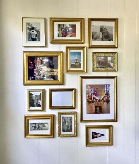 Gold Frame Collage Wall Art, Gold Wall Gallery, Picture Frame Wall Ideas Bedroom, Gold Photo Frames Wall, Gold Frame Collage Wall, Gold Frame Gallery Wall Bedroom, Photo Gallery Wall Gold Frames, Old Photo Wall, Gold Frame Picture Wall