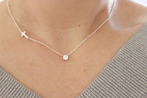 Silver Diamond Cross Necklace, Diamond Necklace Simple, Pineapple Necklace, Silver Cross Necklace, Dainty Diamond Necklace, Sterling Silver Cross Necklace, Necklace Ideas, Solitaire Pendant Necklace, Simple Diamonds