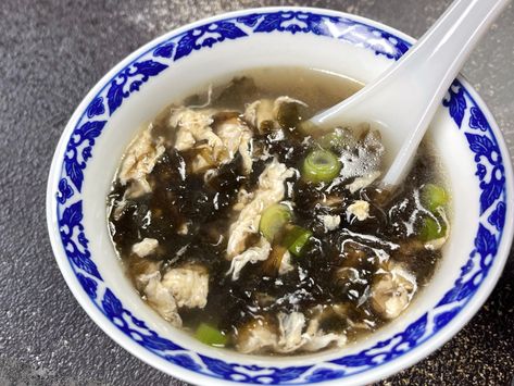 Seaweed egg drop soup is easy to make and delicious - similar to egg drop soup, except with an additional umami flavor, and health benefits! Paleo Soups, Paleo Soup, Egg Drop Soup, Egg Drop, Herb Recipes, Gluten Free Living, Free Living, Gluten Free Chicken, Soup Pot