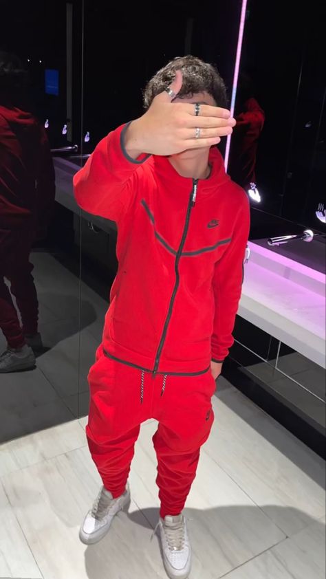 Baby Nike Tech, Roadmen Outfits, Nike Tech Red, Boy Nike Outfits, Red Tech Fleece, Red Nike Tech Fleece, Hype Clothing Boys, Nike Tech Fit, Nike Tech Fleece Outfit Men