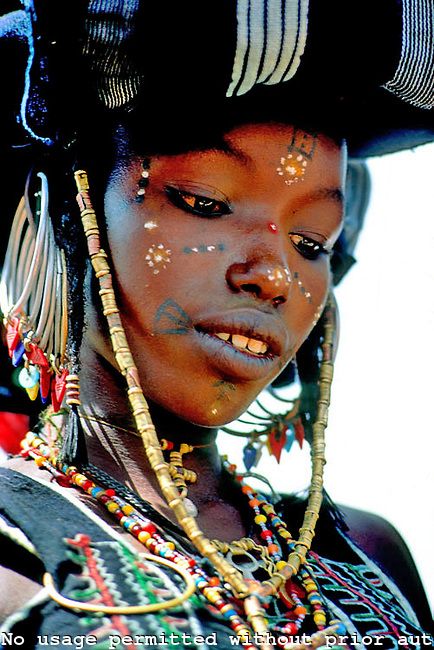 Steve Mccurry, African People, We Are The World, World Photography, African Culture, African Beauty, People Of The World, World Cultures, Interesting Faces