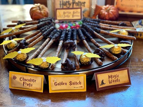 Hufflepuff Birthday, Harry Potter 11th Birthday, Harry Potter Feast, Harry Potter Parties, Harry Potter Parties Food, Cumpleaños Harry Potter, Harry Potter Bday, Harry Potter Party Ideas, Harry Potter Ideas