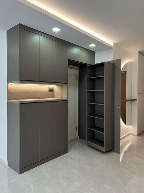 Modern Luxury Shoe Cabinet, Foyer Minimalist, Secret Room Doors, Modern Foyer Design, Foyer Design Ideas, Foyer Designs, Shoe Cabinet Design, Armoire Entree, Shoe Cabinet Entryway