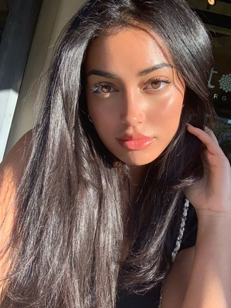 Cindy Kimberly on Twitter: "🌞🌞🌞… " Hispanic Aesthetic, Straight Human Hair Bundles, Estilo Kylie Jenner, Cindy Kimberly, Pretty Makeup, Mode Vintage, Beauty Face, Pretty Face, العناية بالبشرة