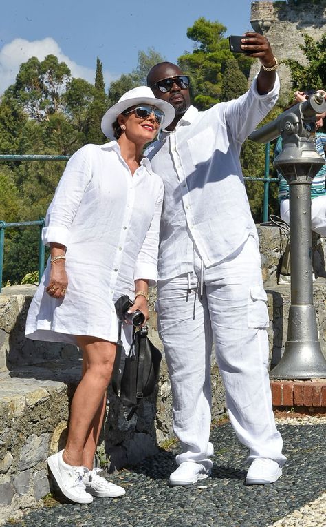 Sunshine and selfies! The cute couple snap some pics during their vacation in Portofino, Italy. Jenner Style Outfits, Couple Snap, Kris Jenner Style, Corey Gamble, Portofino Italy, White Shirt Outfits, Robert Kardashian, Mommy Outfits, Celebrity Style Inspiration