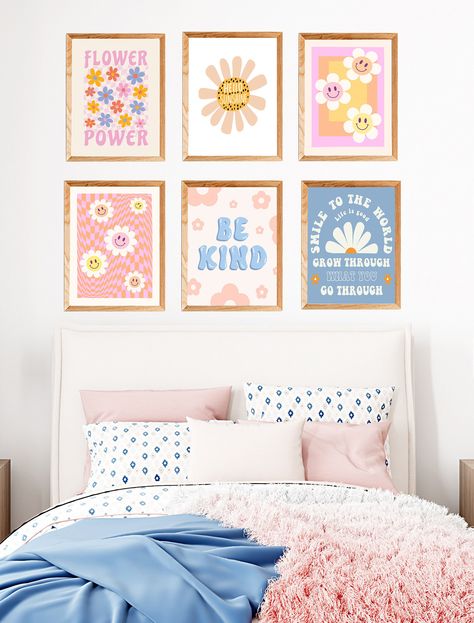 Groovy Bedroom, Retro Kids Room, Pastel Girls Room, Aesthetic Desk Decor, Groovy Room, Modern Tudor, Girl Room Inspiration, Pink Girl Room, Retro Bedrooms