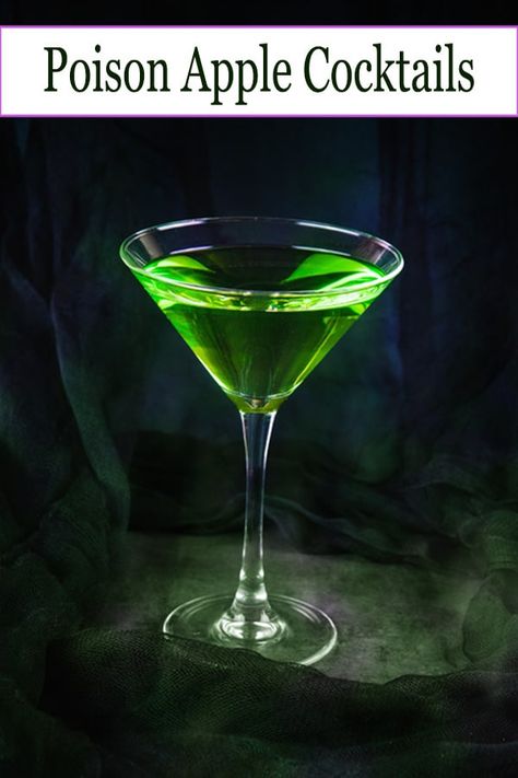 Why should the kids have all the fun this Halloween? These poison apple cocktails are a festive Halloween cocktail with a witchy twist for the adults to enjoy. Make one if you dare! #cocktail #Halloween #appletini #martini #recipe Poison Halloween Drink, Poison Apple Drink, Halloween Cocktails For A Crowd, Poison Apple Drink Cocktail Recipes, Poison Cocktail, Halloween Martini Recipes, Green Halloween Cocktails Recipes, Green Apple Cocktails, Apple Cocktails