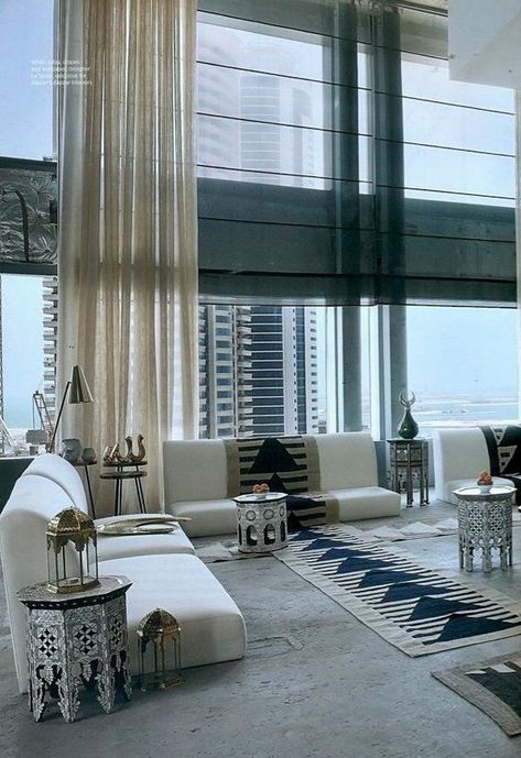 5 Tips to Create Floor Seating In Your Contemporary Style Home-Home Synchronize Arabic Floor Seating, Arabic Living Room, Floor Seating Living Room, Moroccan Interior Design, Arabic Decor, Moroccan Living Room, Moroccan Interiors, Decor Ikea, Asian Home Decor