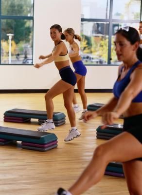 One-hour Step Class Routine | LIVESTRONG.COM Step Aerobic Workout, Class Routine, Step Aerobics, Aerobics Classes, Weight Management Programs, Best Workout Plan, Step Workout, Workout Plan For Women, Aerobics Workout