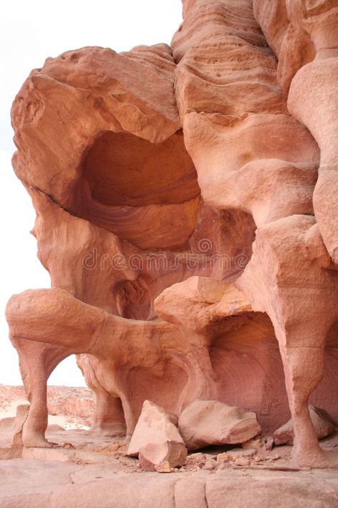 Sinai Desert Egypt, Desert Scape, Desert Rocks, Sandstone Rock, Desert Landscape Art, Stone Pillars, Rock Textures, Pretty Backgrounds, Vivarium