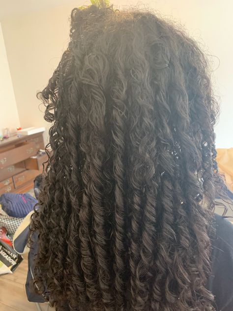 Manifesting 2024, Long Natural Curly Hair, Cute Haircuts, Healthy Hair Tips, Silky Hair, Hair Hairstyles, Curly Hair Styles Naturally, Hair Hacks, Healthy Hair