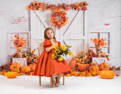 Best Quality Autumn Backdrops for photographers Pumpkin Backdrop, Autumn Backdrop, Fall Backdrops, White Barn Door, Garden Backdrops, Seamless Backdrop, Green Backdrops, Paper Backdrop, Fallen Leaves