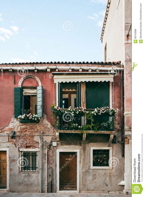 Facade Of A Traditional Italian House In Venice Editorial Stock Photo - Image of color, beautiful: 96742698 Vintage Italian Architecture, Italian Facade Design, Mediterranean Building Architecture, Italian House Aesthetic Exterior, Italian Traditional House, Old Italian House Exterior, Italian Apartment Exterior, House Facade Color, Old Italian Fashion