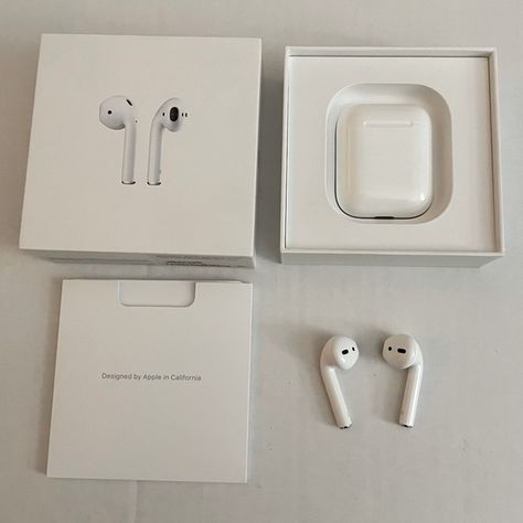 Apple AirPods 1st Generation with Charging Case in White Airpods 1st Generation, Apple White, Airpods Pro 2, Long Sleeve Activewear, Snake Print Dress, Apple Airpods, Airpods Pro, Key Card Holder, Wireless Earbuds