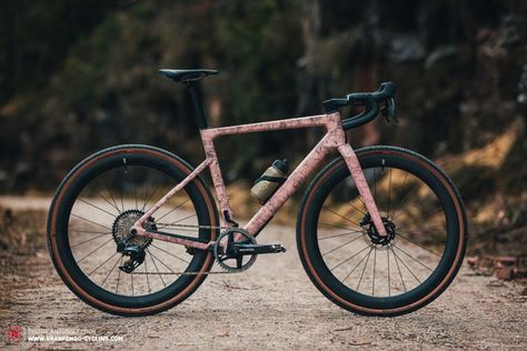 GRAN FONDO reader survey 2024 – Win a ROSE BACKROAD FF GRX RX825 DI2 | GRAN FONDO Cycling Magazine Race Bike, Gravel Bikes, Bike Reviews, Commuter Bike, Cool Bicycles, Fast Forward, Gravel Bike, Racing Bikes, Black Forest