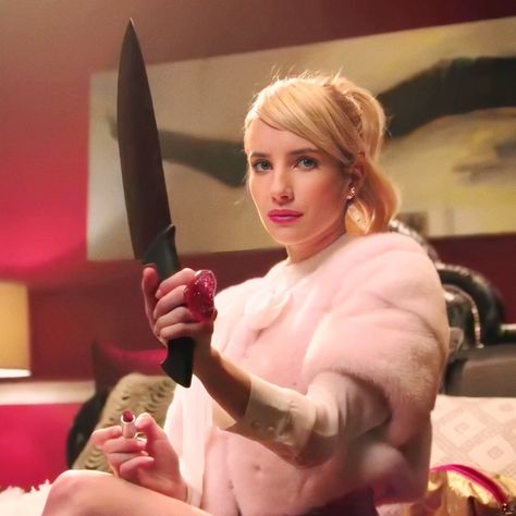 Emma Roberts Pfp, Chanel Scream Queens, Anna Victoria, Chanel Oberlin, Lines For Girls, Get Scared, Queen Poster, Chanel #1, Emma Rose