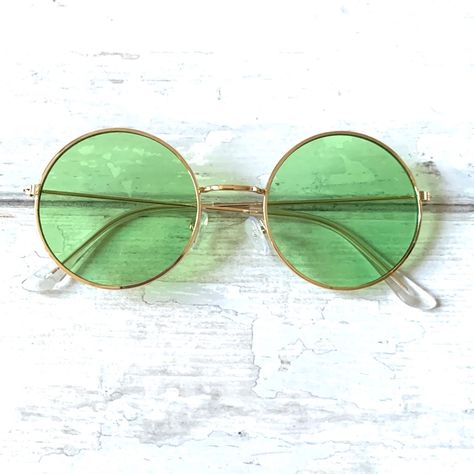 Green Tinted Sunglasses Gold Metal Frames New Women’s Glasses Zara Bundle To Save Or Make Me An Offer! Round Tinted Glasses, Green Tinted Glasses, Green Sunglasses Aesthetic, Fusion Clothes, Big Round Glasses, Mustard Relish, Bug Costume, Colorful Glasses, 70s Sunglasses