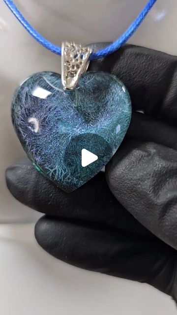 Daniel Cooper on Instagram: "Which Color Next? Red?

 Making a jewelry necklace using my frost paint to add a veiny texture.

This stuff is incredible in resin!

The sped up growth of the veins took around 10mins and I applied 3 layers.

How to make jewelry, jewelry making, jewellery making, how to make jewellery, making jewelry, resin art, resin, jewelry inspo

#resinart #resin #jewelrymaking" Resin Pendant Ideas, Resin Pendant Tutorial, Uv Resin Jewelry, Resin Necklace Pendant, Dried Flowers Diy, Make Jewellery, Making Resin Jewellery, Resin Jewelry Diy, Making Jewellery