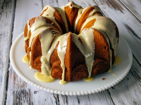 All That's Left Are The Crumbs: Passion-Orange-Guava Bundt Cake ~ #BundtBakers White Chocolate Icing Recipe, White Chocolate Pound Cake, Chocolate Icing Recipe, Cake Printer, Chocolate Icing Recipes, Guava And Cream Cheese, Guava Cake, White Chocolate Icing, Cream Cheese Bundt Cake