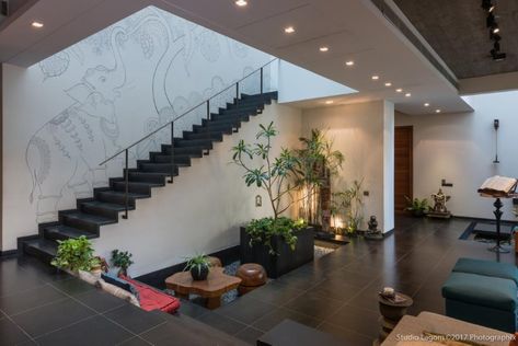 Skewed House | Studio Lagom - The Architects Diary Courtyard Modern, Room Floor Plan, House Styling Interior, Contemporary Staircase, Indian Home Design, Indian Home Interior, House Studio, Room Decor Ideas, Indian Home