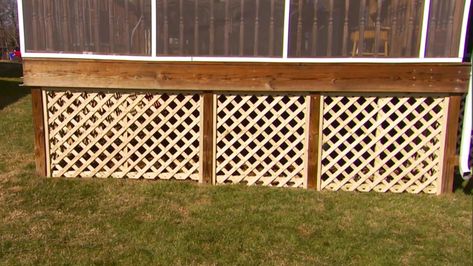 Lattice Under Deck, Deck Lattice, Porch Lattice, Lattice Deck, Deck Design Plans, Lattice Privacy Screen, Under Deck Storage, Plastic Lattice, Under Deck