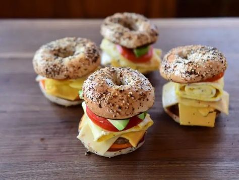 Mini Breakfast Bagel Sandwiches Mini Breakfast Sandwiches, Mini Bagel Breakfast, Daycare Breakfast, Mini Breakfast Food, Breakfast Staples, Bagel Sandwich Recipes, Bagel Sandwiches, Food Network Recipes Pioneer Woman, Bagel Breakfast