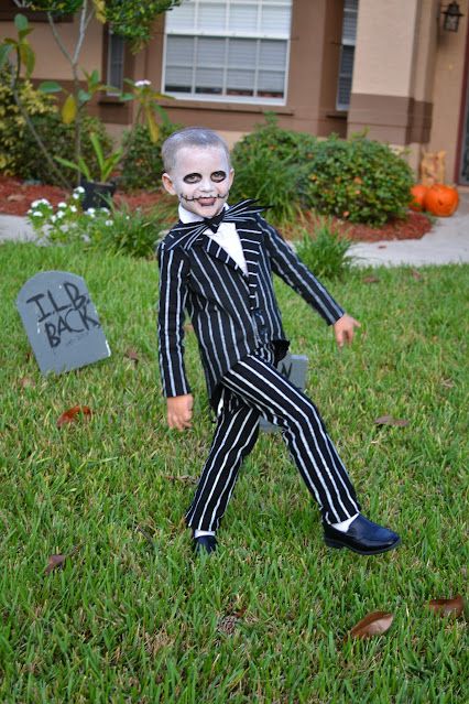 Jack Skeleton Costume, Jack Skellington Diy, Skeleton Costume Kids, Diy Jack Skellington Costume, Diy Jack Skellington, Skellington Costume, Jack Skellington Costume, Sewing Handbag, Themed Halloween Costumes