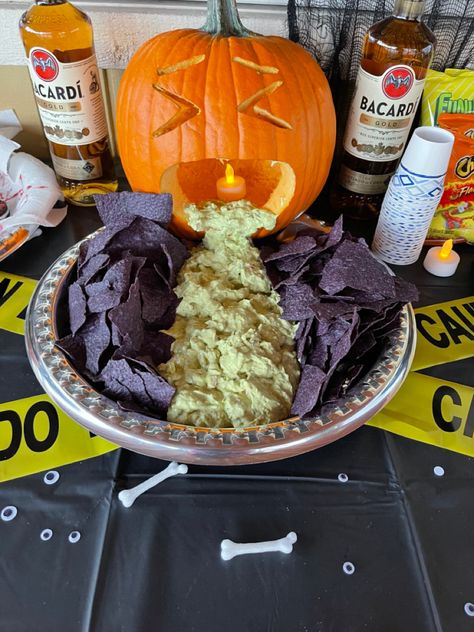 Guacamole Pumpkin Throwing Up, Pumpkin Throwing Up Guac, Pumpkin Guacamole Vomit, Throwing Up Pumpkin, Pumpkin Throwing Up, Halloween Chips, Bacardi Gold, Up Pumpkin, Pumpkin Dip