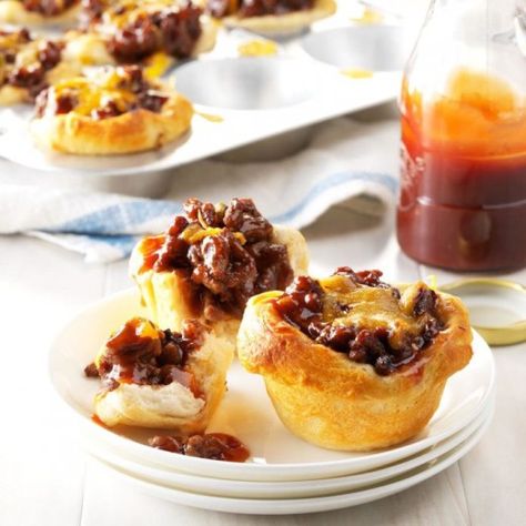 10 Delicious Muffin-Cup Meals | Delishably Biscuit Cups Recipes, Cheeseburger Cups, Sloppy Joes Biscuits, Muffin Cups Recipes, Biscuit Cups, Sloppy Joes Recipe, Muffin Tin Recipes, Sloppy Joe, Sloppy Joes