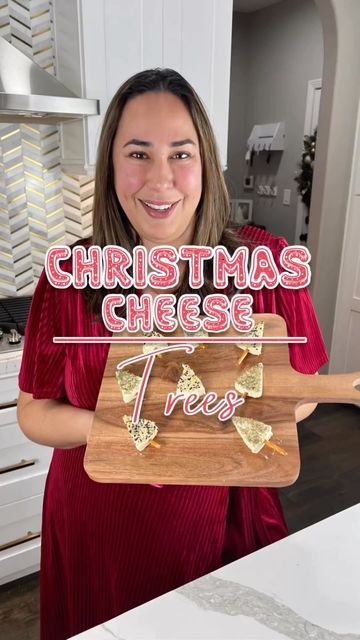 Erica • Over 40 • EASY Semi Homemade Recipes • size 16 on Instagram: "CHRISTMAS CHEESE TREES 🎄🧀 These are the cutest little appetizers that’s perfect for holiday parties when you don’t like to cook! This one only takes a couple of minutes to make! You can find my outfit and ingredients in the link in my bio @love.ericamarie click shop my IG and it will have everything there. Ingredients: Laughing Cow cheese wedges Italian seasoning Everything Bagel seasoning pretzel sticks Directions: Unwrap Semi Homemade Recipes, Cheese Trees, Christmas Cheese Tree, Cheese Tree, Laughing Cow Cheese, Bio Love, Christmas Cheese, Everything Bagel Seasoning, Cow Cheese