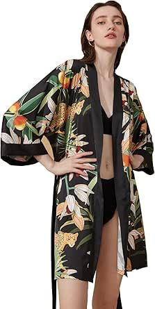 Ulivary Women's Floral Silk Kimono Japanese Bridal Robe Short Luxury Designer Robe Asian Photoshoot Outfits Asian Photoshoot, Luxury Photoshoot, Kimono Japanese, Bridal Robe, Bridal Robes, Photoshoot Outfits, Silk Kimono, Luxury Designer, Luxury Design