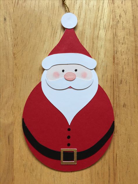 Christmas Projects For Kids, Diy Christmas Door Decorations, Santa Claus Crafts, Classroom Christmas Decorations, Diy Christmas Door, School Kids Crafts, Christmas Door Decoration, Easy Art For Kids, Paper Christmas Decorations