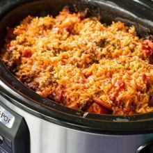 Shipwreck Casserole (In the Slow Cooker) Slow Cooker Stuffed Pepper Casserole, Shipwreck Casserole, Casserole Hamburger, Slow Cooker Ground Beef, Slow Cooker Casserole, Crockpot Casserole, Pot Dinners, Crockpot Cooking, Slow Cooker Dinner