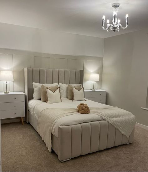 Beige Room Ideas, Nude Bedroom Ideas, Cream Bed, Cream And White Bedroom, Grey Bedroom Decor, Fabric Bed Frame, White Room Decor, Bed Frame Design, Classy Bedroom