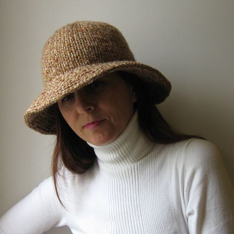 Bucket Hat Knitting Pattern, Bucket Hat Knitting, Bucket Hat Pattern Free, Knit Gifts, Swirl Hat, Bucket Hat Pattern, Knitting Hat, Hat Patterns Free, Hat Knitting Pattern