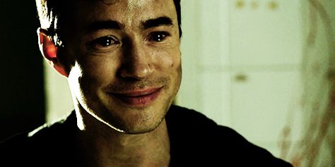 Tom Payne Gif, Dominion Michael, Drew Starkey Hellraiser Gif, Dominion Syfy, Jared Cameron Twilight Gif, Dean Winchester Smirk Gif, I Want To Cry, Reign, Tv Shows