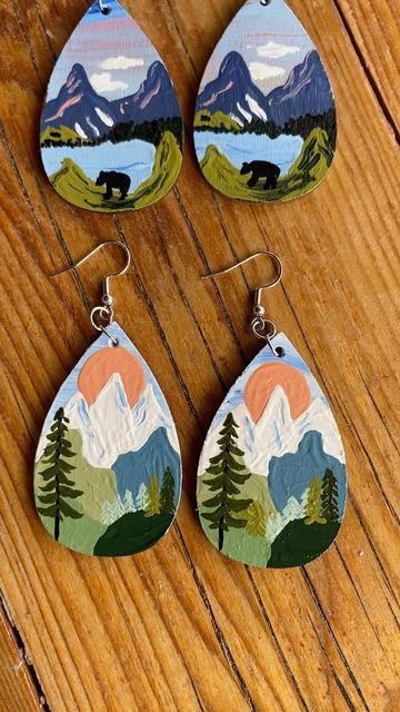 Mdf Earrings Hand Painted, Woodburn Earrings, Timber Earrings, Mdf Earrings, Painted Wood Jewelry, Ideas Emprendimiento, Wood Jewelry Diy, Earring Inspo, Painted Items