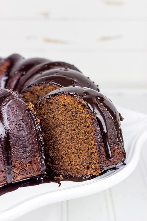 Cake With Nutella, Diy Easy Recipes, Chocolate Pound Cake, Best New Recipes, Brownie Desserts, Delicious Food Recipes, Unique Desserts, Oreo Dessert, Scrumptious Desserts