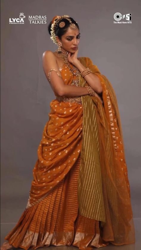 Shobhita Dhulipala Outfits, Tamil Dress Fashion, Desi Traditional Dress, Indian Princess Royal Outfits, Heeramandi Outfits, Orange Indian Outfit, Tamil Fashion, Sari Blouse Styles, India Traditional Dress