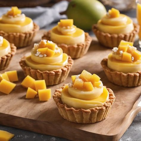 Mango Tartlets, Mini Tart Recipes, Mango Slices, Mango Tart, Lunch Ideas Healthy, Dinner Ideas Easy, Family Dinner Ideas, Tarts Crust, Easy Lunch Ideas